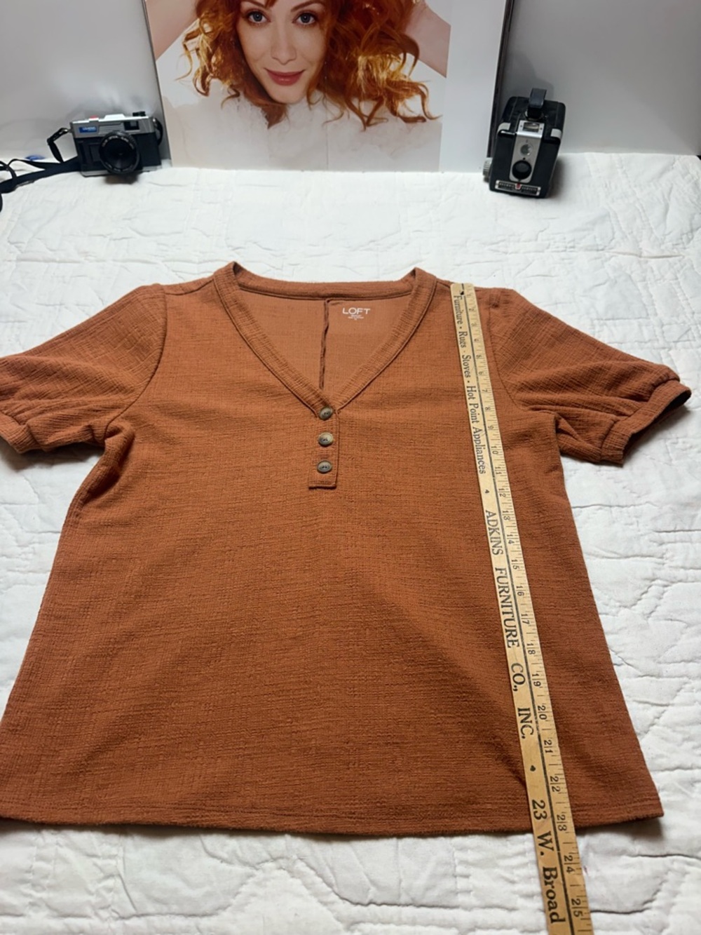 LOFT Rust Brown Textured Knit Henley Top Short Sleeve V Neck Medium - Picture 4 of 10